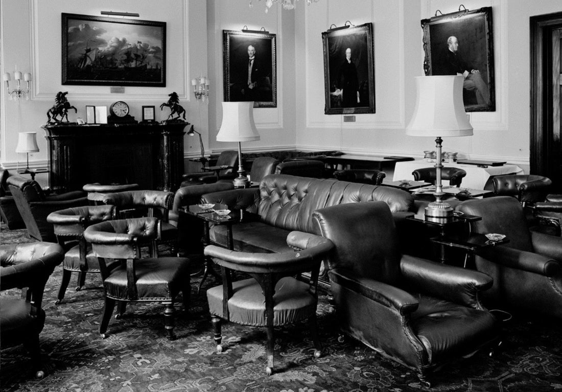 Tanned, Tufted, Timeless - The Story of the Leather Sofa
