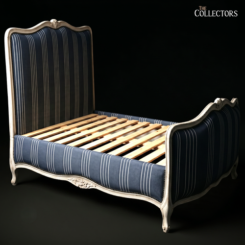 Blanc Cassé & Marine - A Louis XV Lit de Milieu