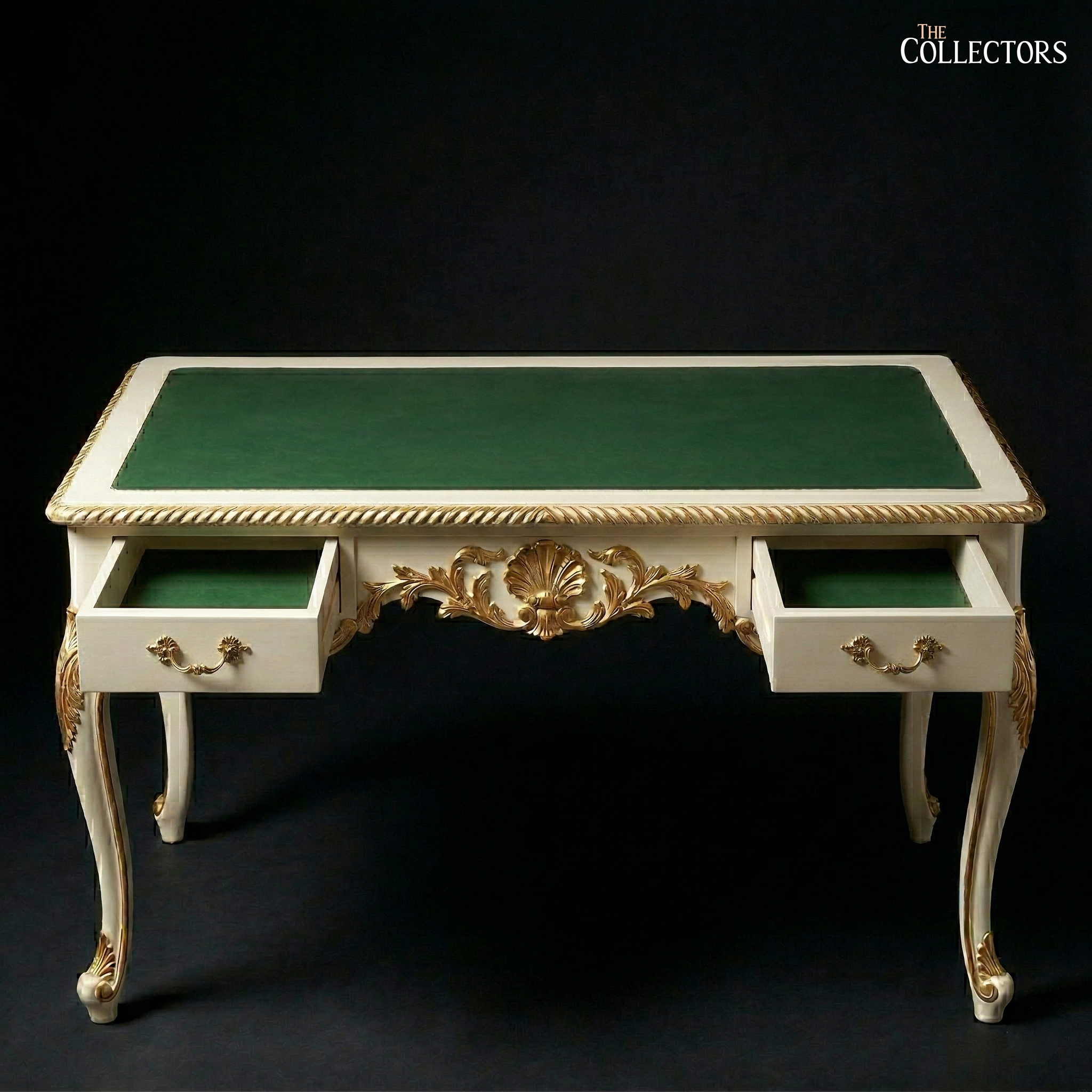 Château de Chantilly Louis XV Writing Bureau Set