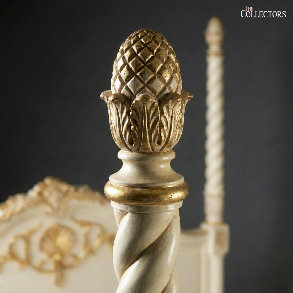 Château de Chantilly Four Poster Bed