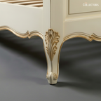 Château de Chantilly Four Poster Bed