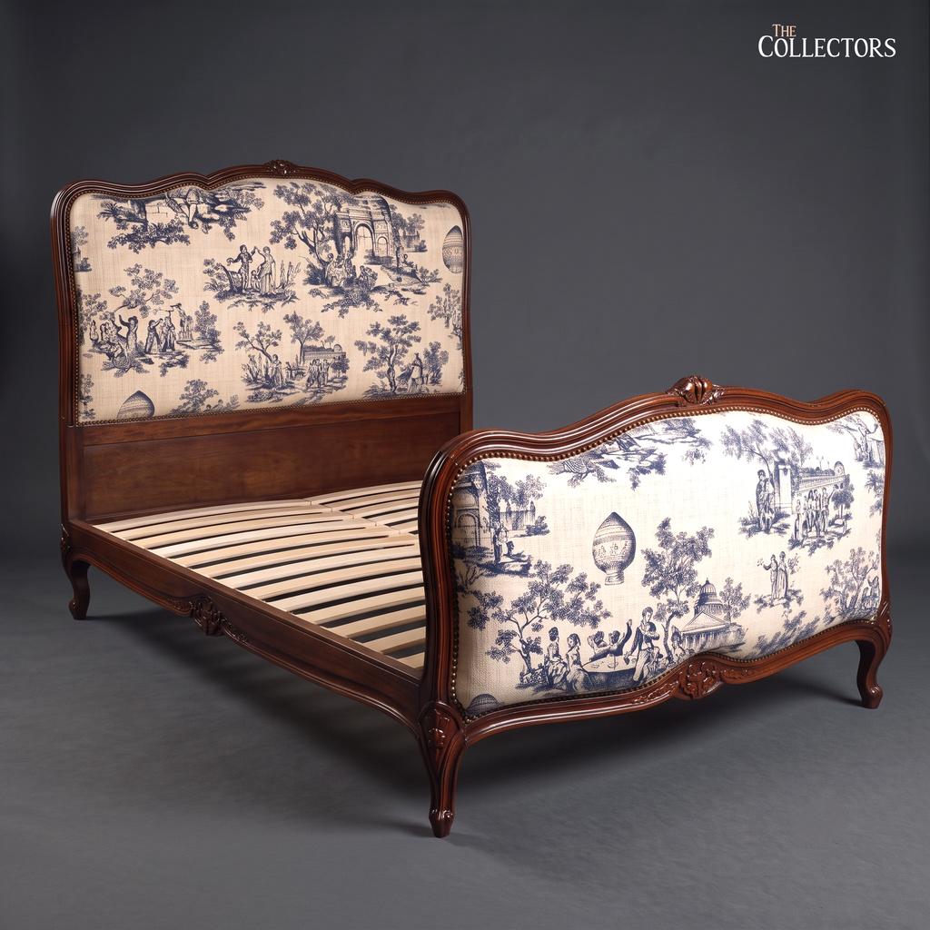 Château de Jouy - Louis XV Montgolfier Toile Bed