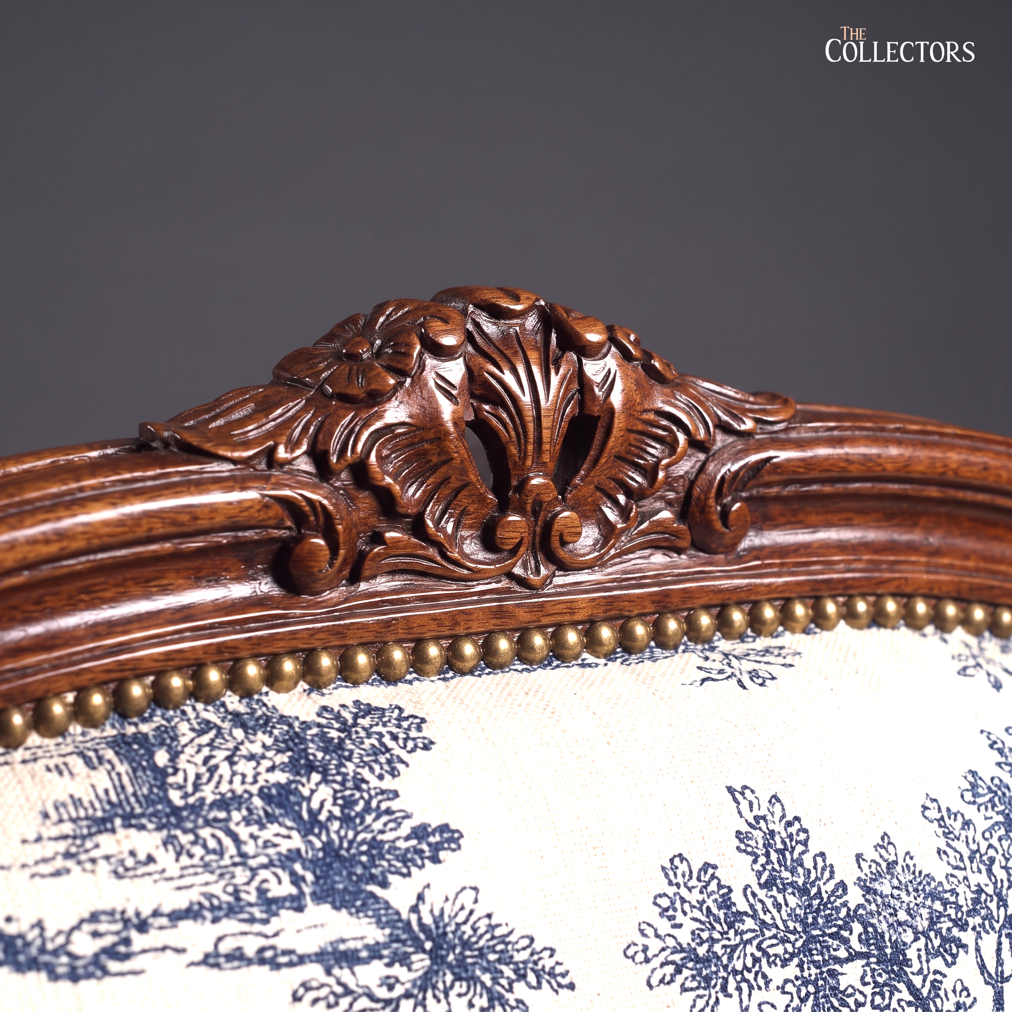 Château de Jouy - Louis XV Montgolfier Toile Bed