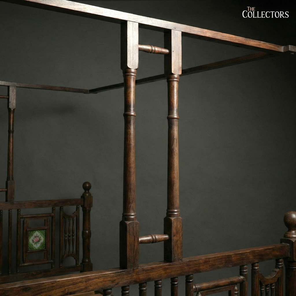 Deccan Residency Bungalow Canopy Bed