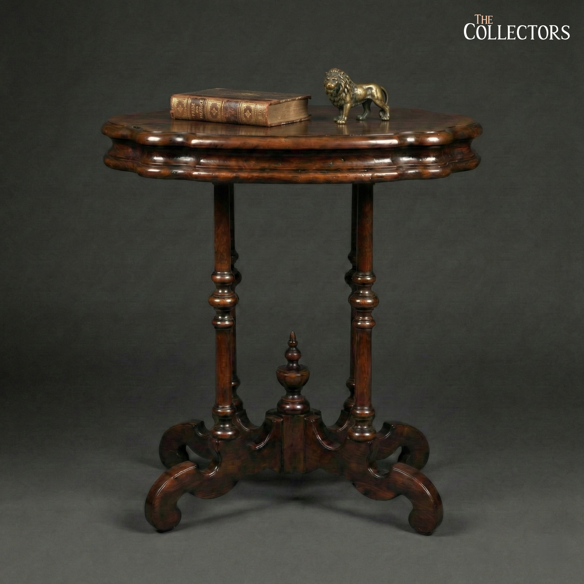 The English Victorian Scallop-Top Pedestal Table