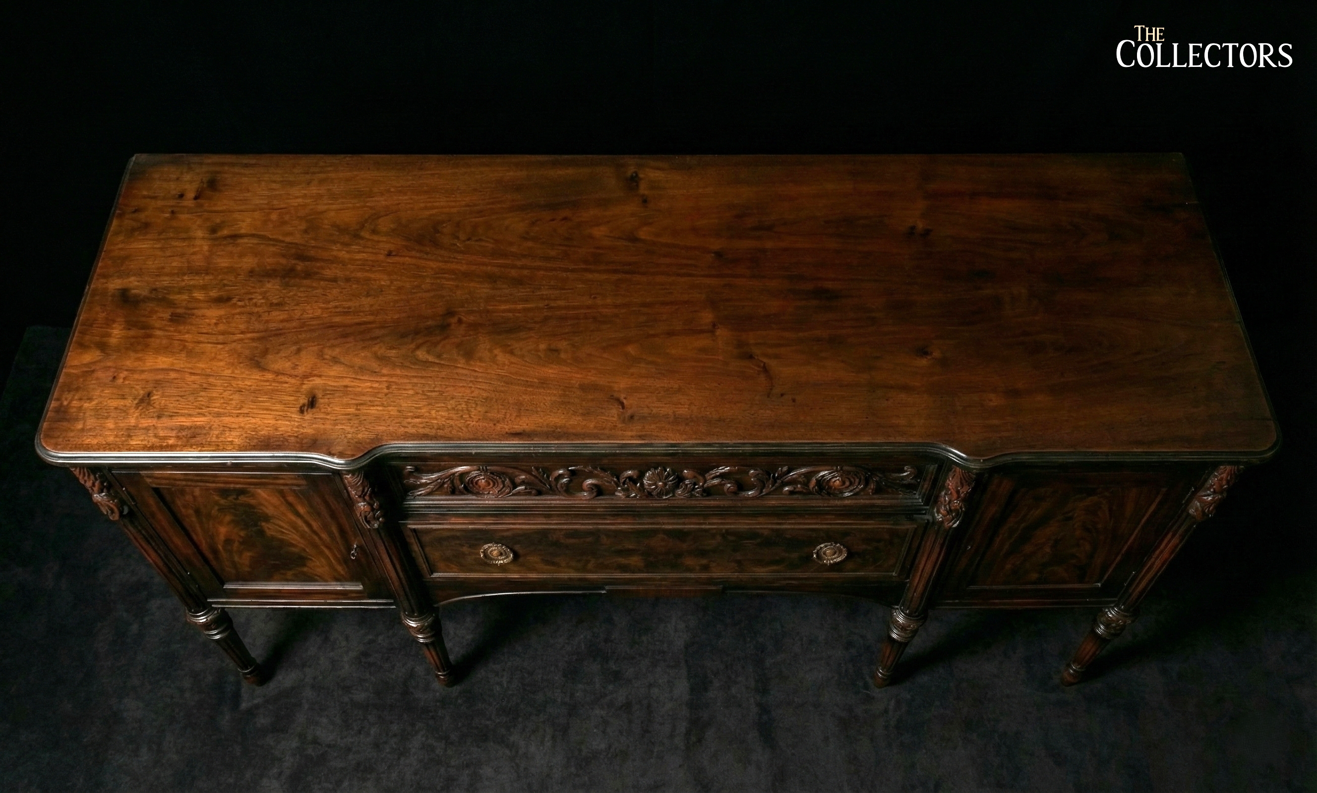 The Somerset Acanthus-Rosette Banquet Console