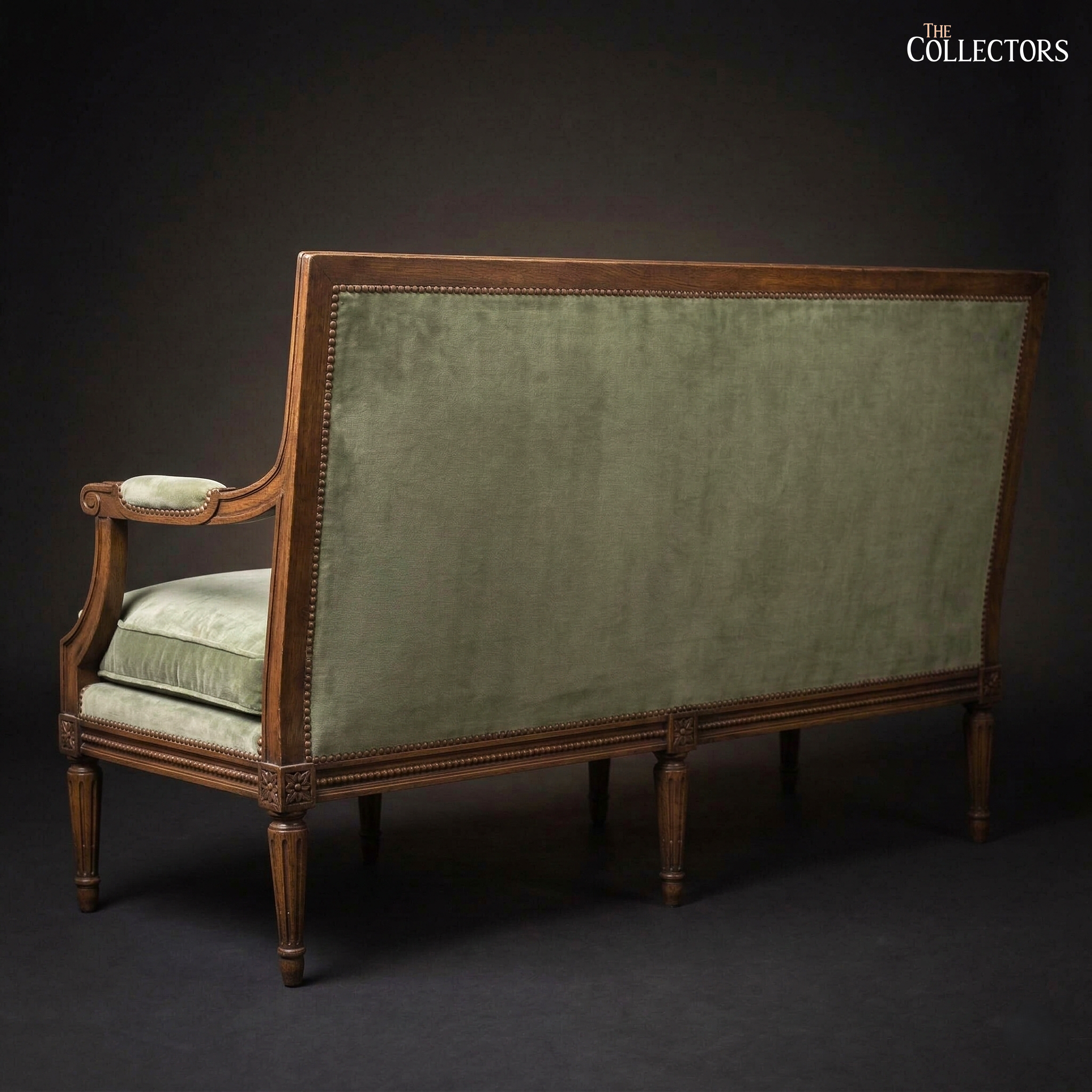 The Versailles Louis XVI Canapé Salon Suite