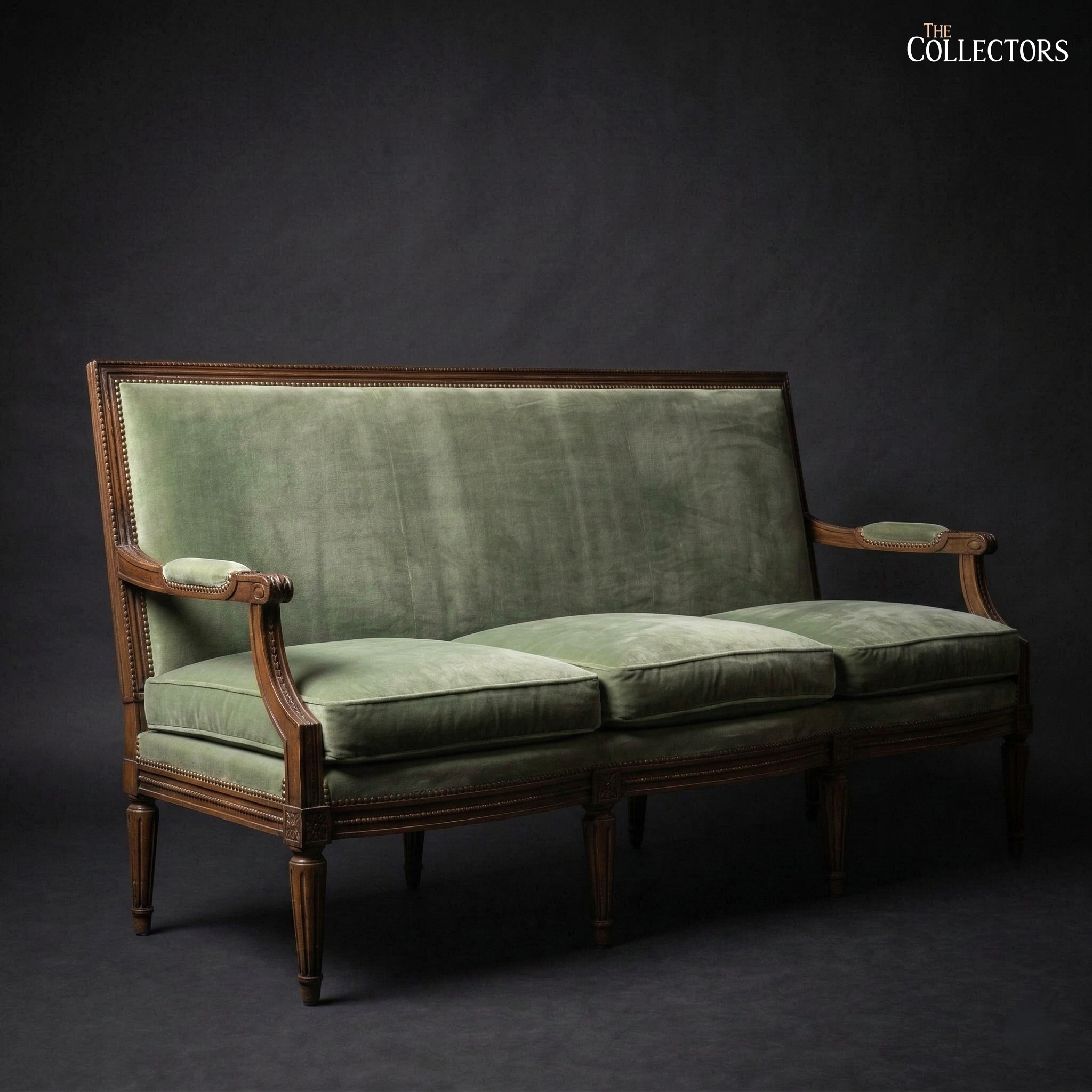 The Versailles Louis XVI Canapé Salon Suite