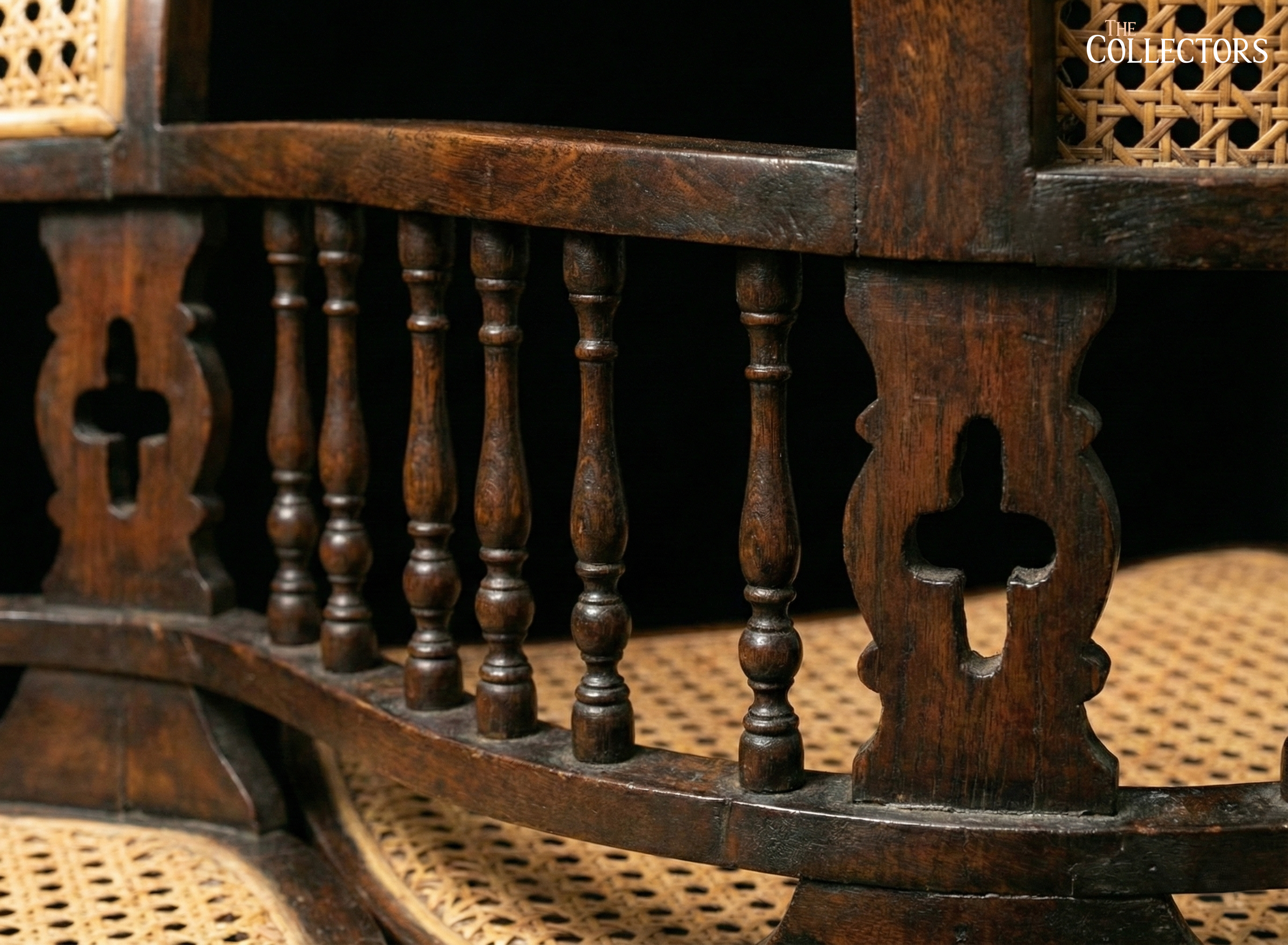 The Victorian Verandah Loveseat